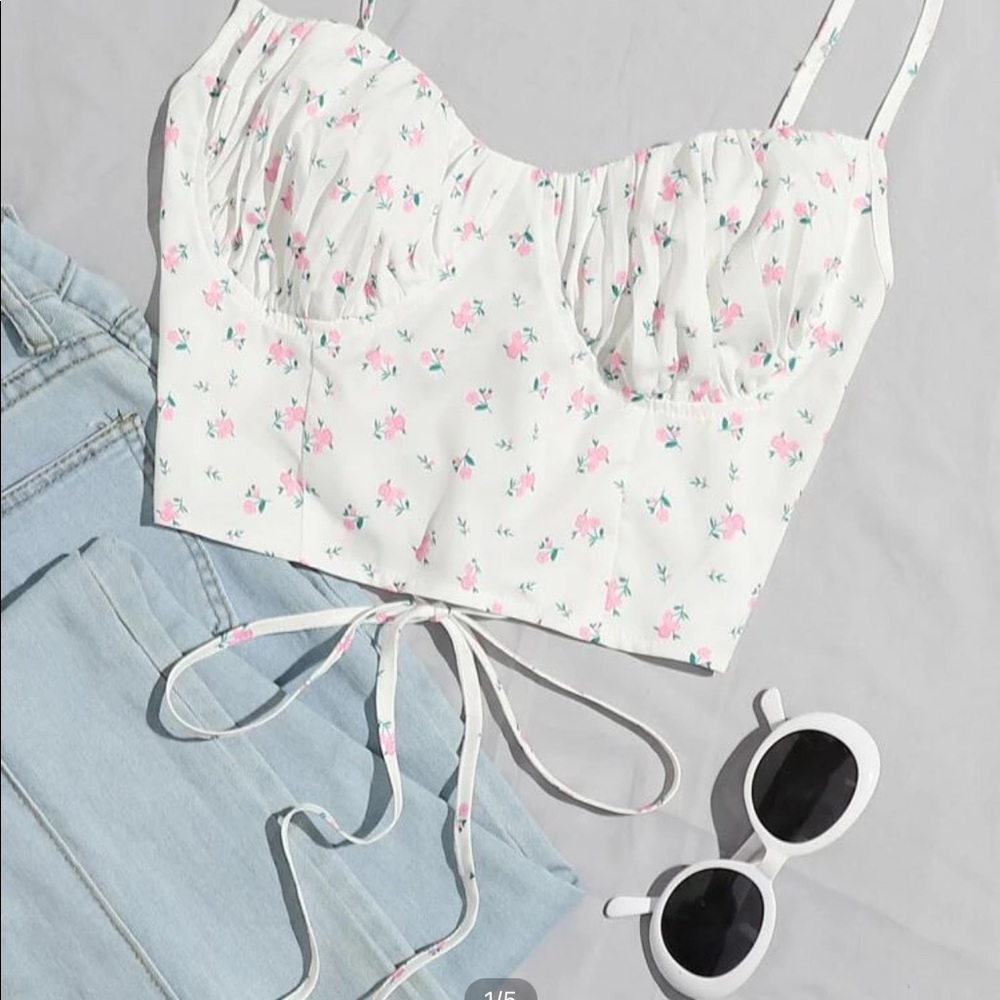 Ditsy Floral Lace-Up Cami Crop Top